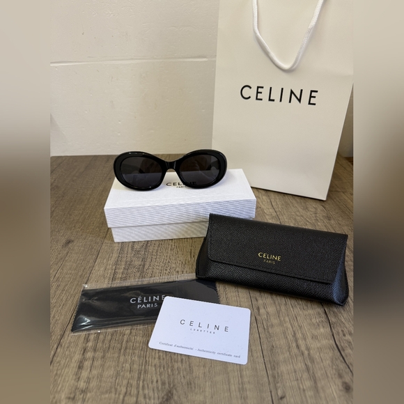 Celine Triomphe Oval Black Sunglasses - Picture 4 of 11